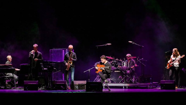 Manu Katché quintet on stage, Santiago de Chile 2016